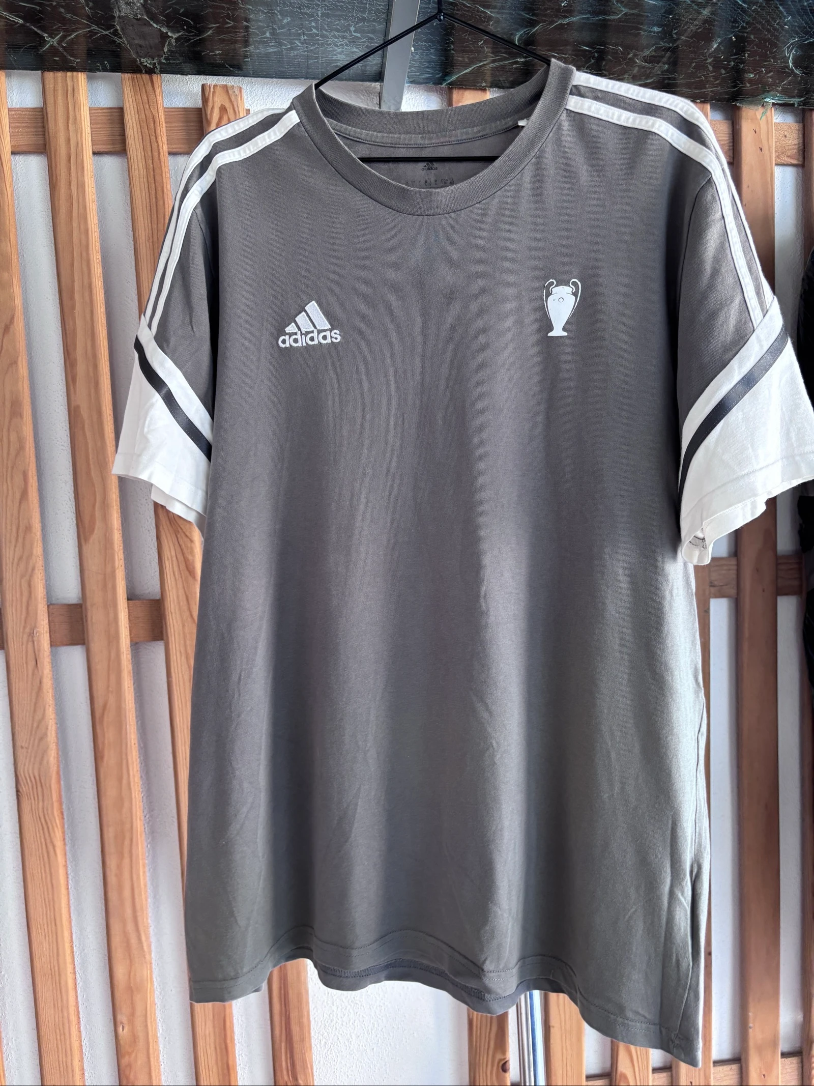 Camiseta adidas – photo 3